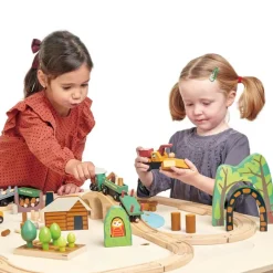 Circuit de train en bois - Pins sauvages - Tender Leaf