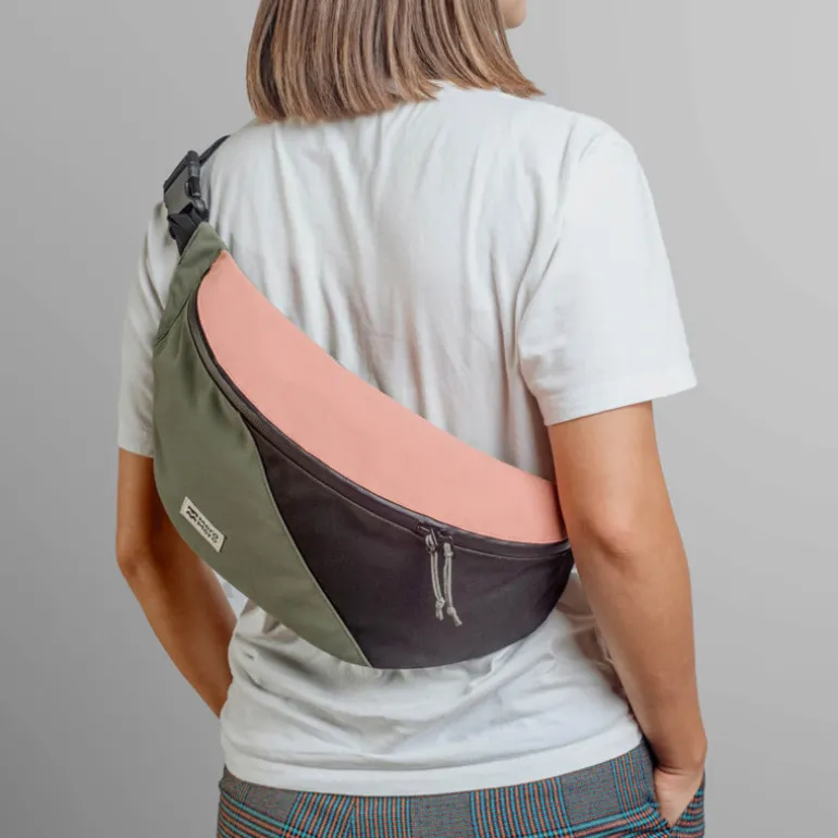 Grande sacoche banane HoïAn - MeroMero - Blossom Pink/Cypress Green/Dark Grey