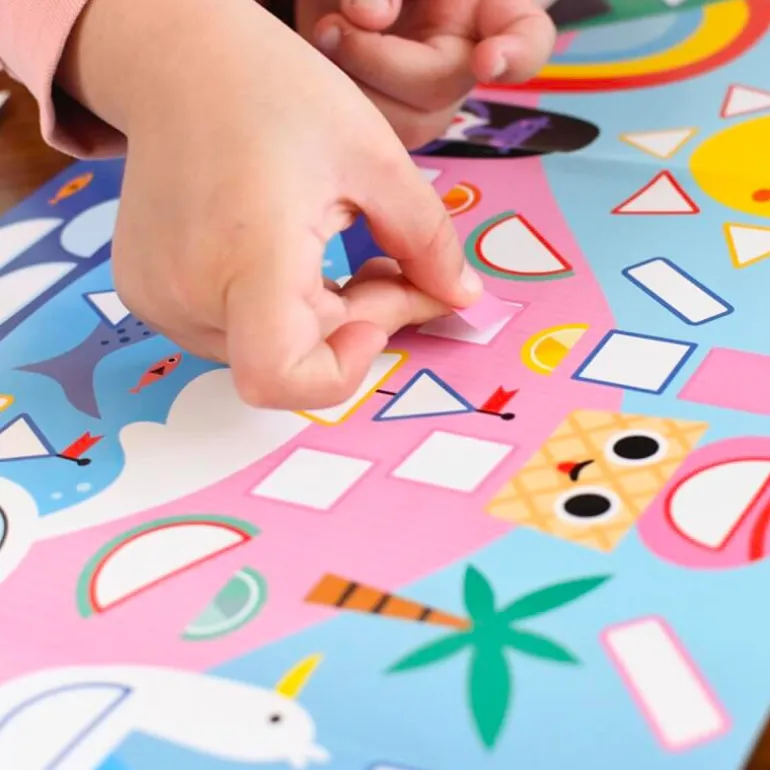 Poster Panorama Poppik et 520 gommettes - Les Saisons