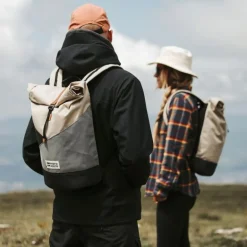 Sac à dos roll-top Wanaka Pocket - Mero Mero - Sand/Dark Grey/ Stone Grey/ Brown Leather